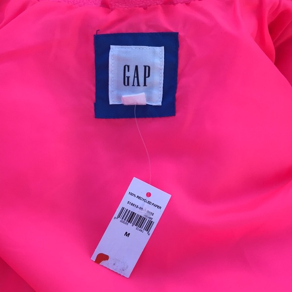 Women Juniors Gap veat size medium - Picture 6 of 6